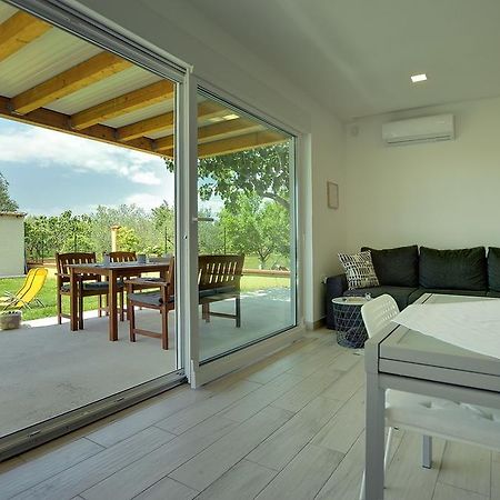 Holiday Home Maria Fažana エクステリア 写真